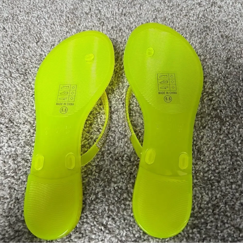 New with box | Mata Shoes Jelly Green sandal